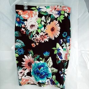 H&M Stretchy Floral Skirt L excellent condition!